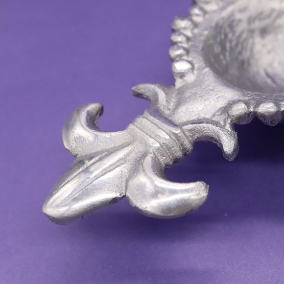 Fleur de Lis Long Cracker Tray by IHI India Silver Tone Cast Metal Hors D'Oeuvre - Picture 3 of 7